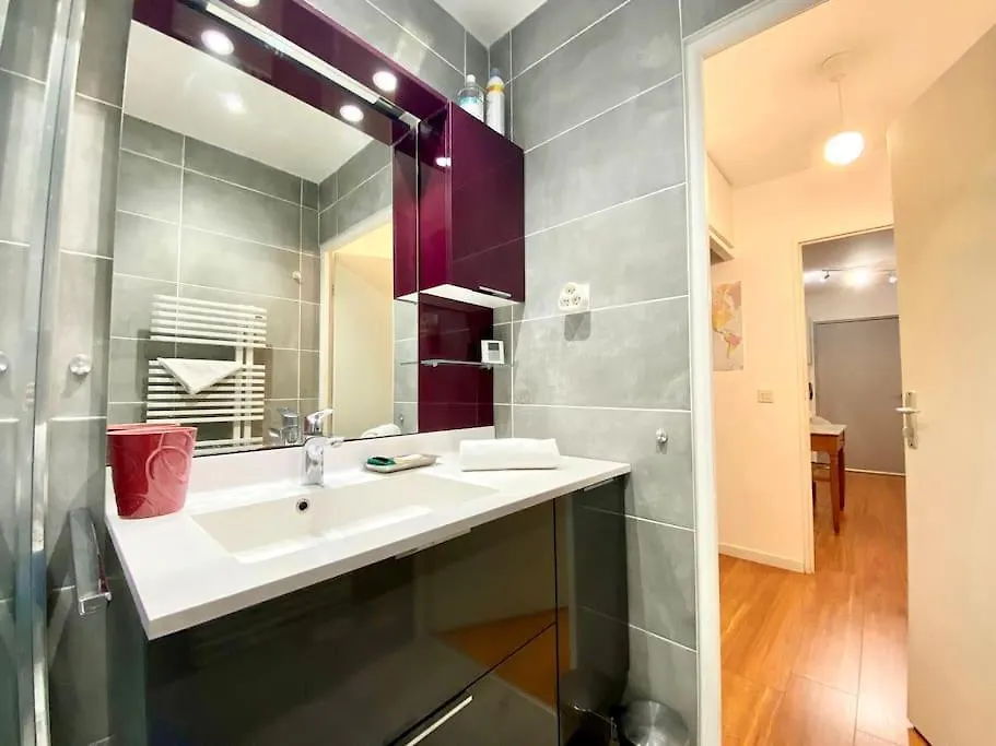 Le Garonne - Appartement 2 Chambres & Parking Toulouse Apartment