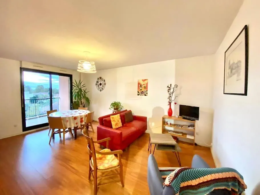 Le Garonne - Appartement 2 Chambres & Parking Toulouse 0*,  France